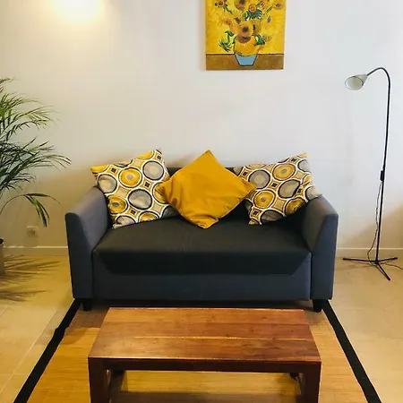 Apartment T1 Bis Tres Proche Centre Et Canal